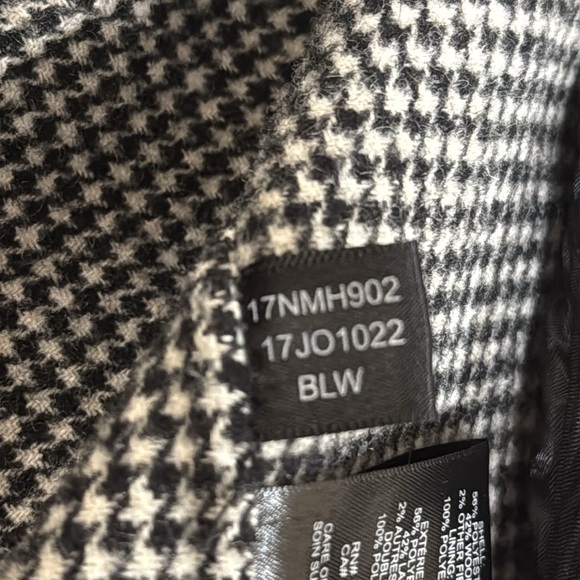 (P2) KENNETH COLE NEW YORK
Oversized wool blend coat with check print, size L - Picture 12 of 16